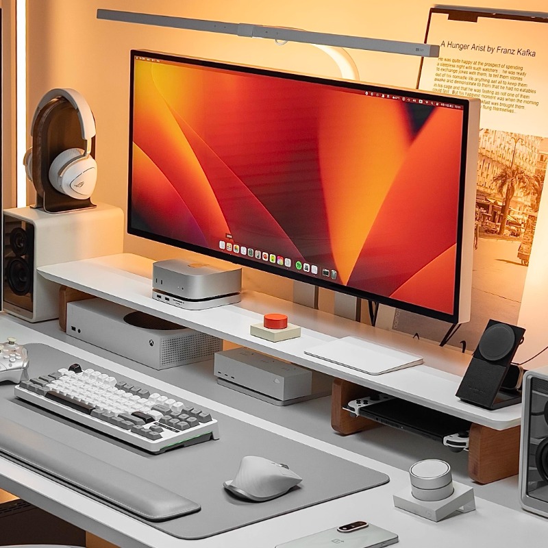 モダンなモニターライザースタンド人間工学に基づいたデスクシェ - Desk Setup Monitor And Laptop のレビューと価格