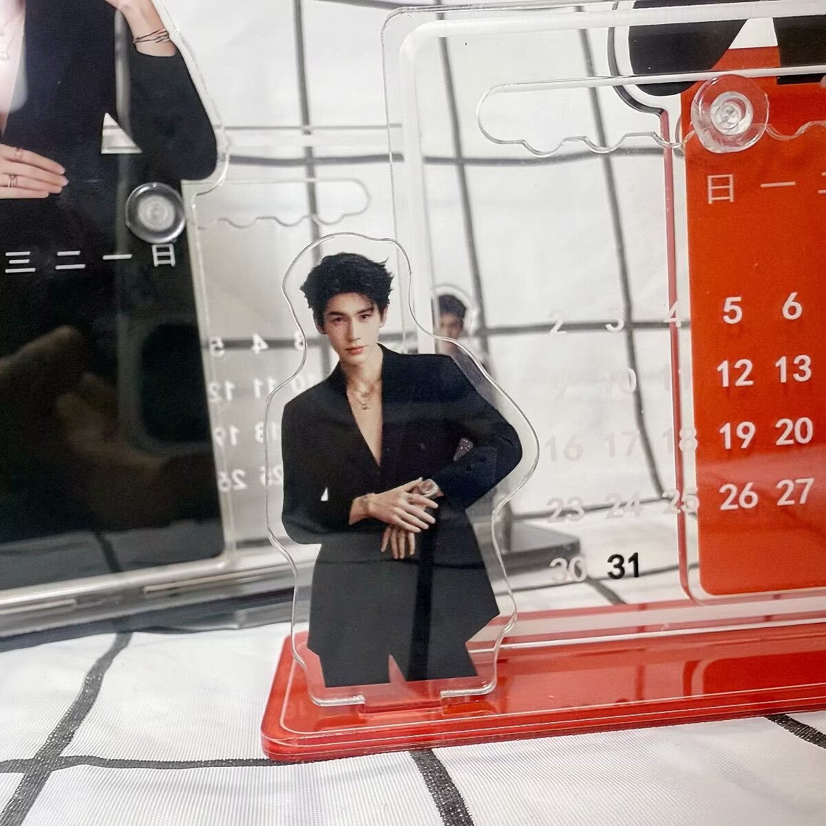 張玲河の3Dカレンダー飾り、周辺機器、張玲河のデスクトップデ - Desk Setup Room のレビューと価格